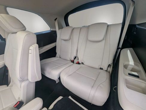 Used 2022 Mercedes-Benz GLS 450 4MATIC image 12