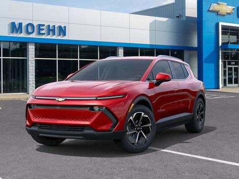 New 2026 Chevrolet Equinox EV LT image 6