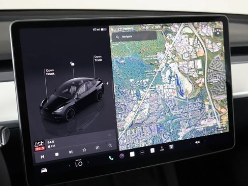 Used 2023 Tesla Model Y Performance AWD/4WD image 36