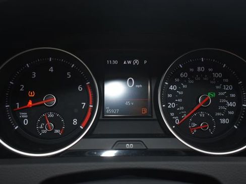 Used 2018 Volkswagen GTI SE w/ SE Leather Package image 21