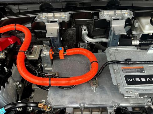 Used 2023 Nissan Ariya FWD image 31