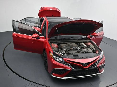 Used 2022 Toyota Camry XSE w/ Navigation Package FWD image 25