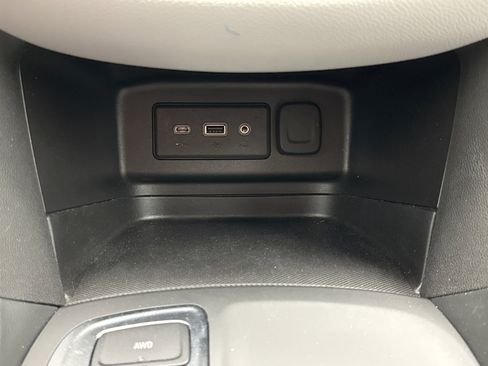 Used 2024 Chevrolet Equinox LS w/ LS Convenience Package AWD/4WD image 23