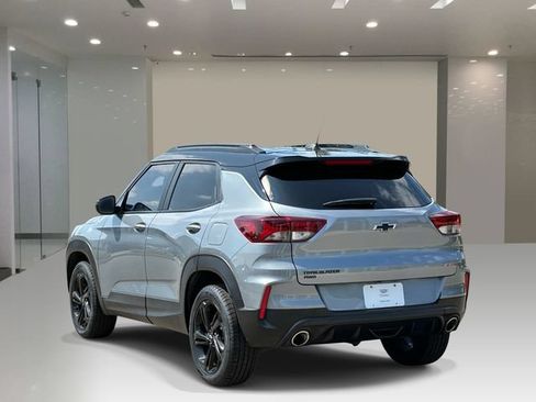 Used 2023 Chevrolet TrailBlazer RS AWD/4WD image 3