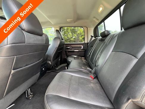 Used 2017 RAM 1500 Laramie AWD/4WD image 5