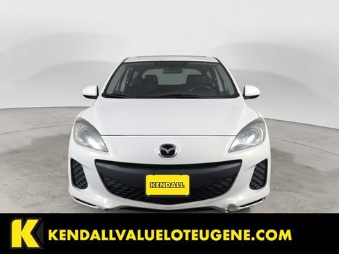 Used 2012 MAZDA MAZDA3 i Grand Touring w/ Tech Pkg FWD image 2