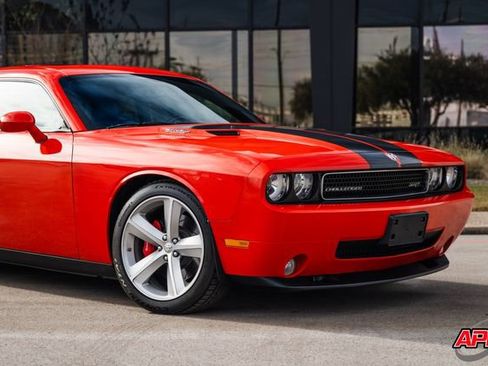 Used 2008 Dodge Challenger SRT8 image 41