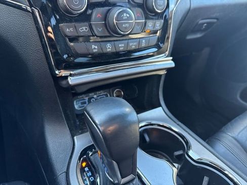 Used 2020 Jeep Grand Cherokee Limited X image 20