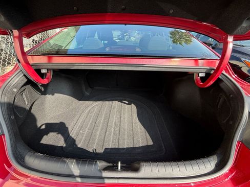 Used 2025 Hyundai Elantra SEL image 36