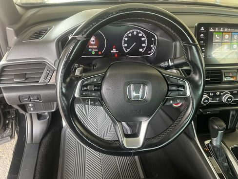 Used 2018 Honda Accord Sport image 10