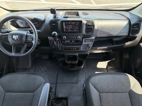 Used 2023 RAM ProMaster 2500 FWD image 18