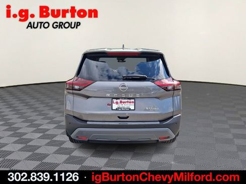 Used 2023 Nissan Rogue SV AWD/4WD image 5