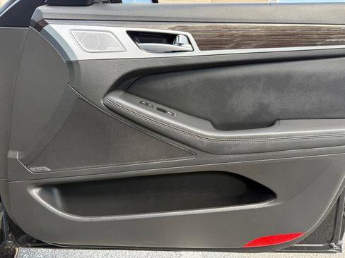 Used 2018 Genesis G80 3.8 w/ Option Group 02 image 42