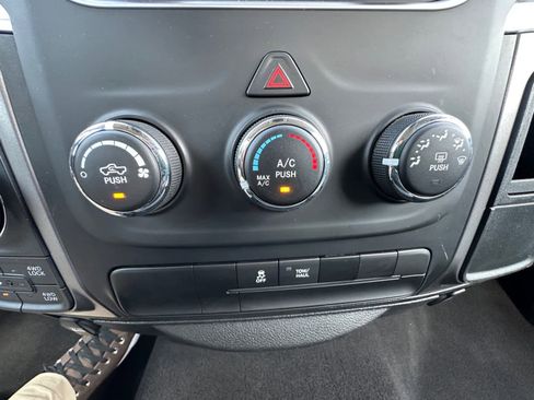 Used 2024 RAM 1500 Classic SLT AWD/4WD image 24