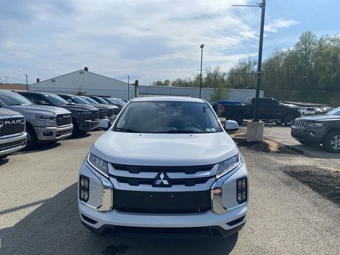 Used 2025 Mitsubishi Outlander Sport ES image 6