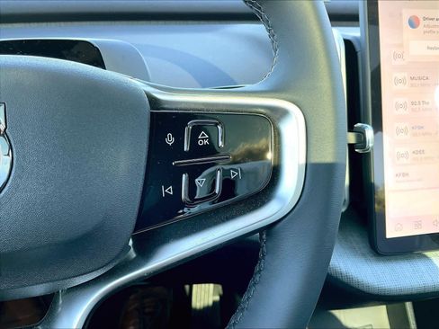 New 2026 Volvo EX30 Ultra w/ Protection Package Premier image 18