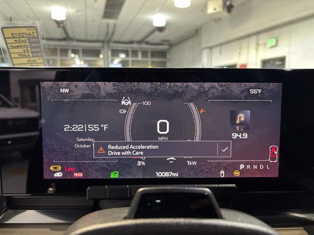 Used 2026 GMC Hummer EV SUV AWD/4WD image 21