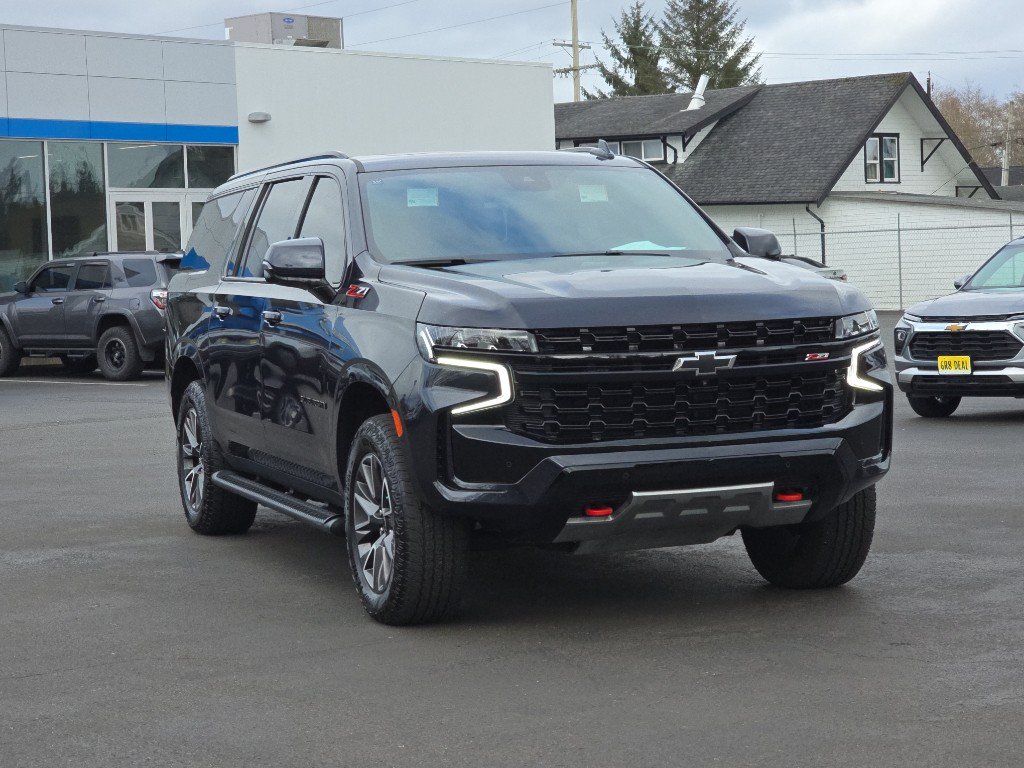 Certified 2023 Chevrolet Suburban Z71 w/ Z71 Off-Road Package AWD/4WD image 2
