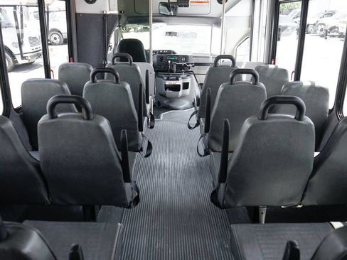 Used 2013 Ford E-450 and Econoline 450 Super Duty w/ Shuttle Bus Prep Pkg RWD image 30