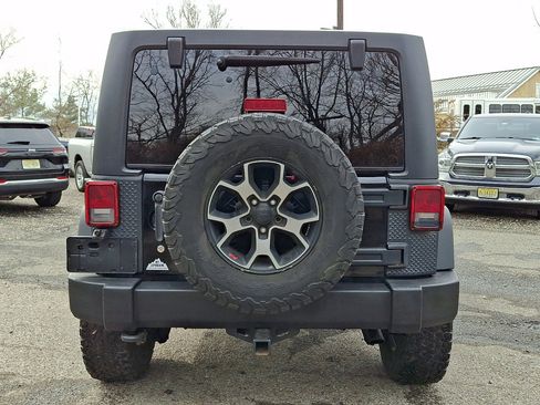 Used 2012 Jeep Wrangler Unlimited Sport image 4