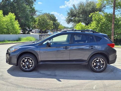 Used 2018 Subaru Crosstrek 2.0i Premium w/ Moonroof Package AWD/4WD image 6