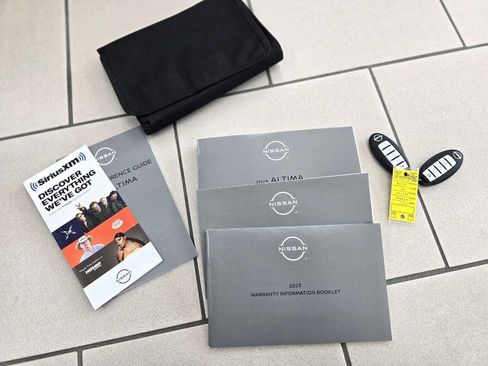 Used 2023 Nissan Altima 2.5 SV w/ SV Premium Package image 41