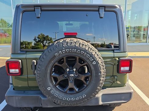 Used 2020 Jeep Wrangler Unlimited Sport AWD/4WD image 5
