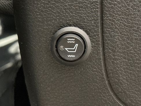 Used 2019 RAM 1500 Big Horn AWD/4WD image 18