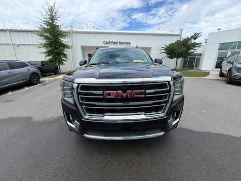 Used 2024 GMC Yukon XL SLT AWD/4WD image 3
