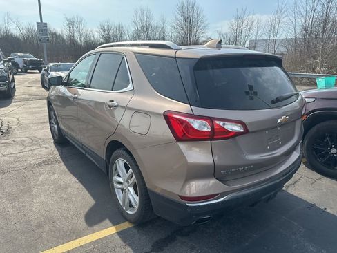 Used 2018 Chevrolet Equinox Premier image 4