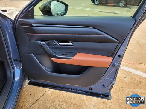 Used 2024 MAZDA CX-50 Meridian Edition w/ Weather Package image 8