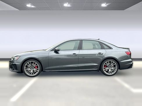 Used 2023 Audi S4 Premium Plus image 2