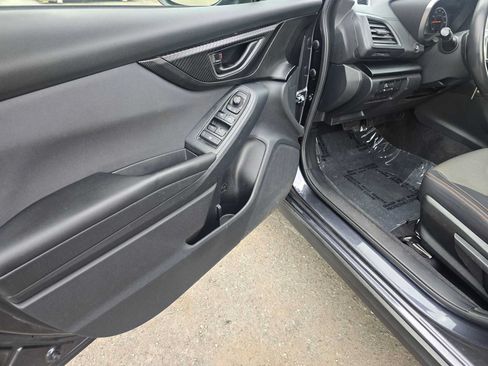 Used 2018 Subaru Crosstrek 2.0i Premium AWD/4WD image 20
