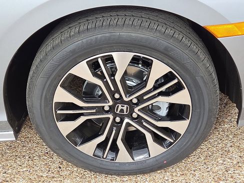 New 2026 Honda Odyssey Elite image 6