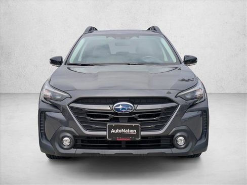 Used 2024 Subaru Outback Premium AWD/4WD image 2