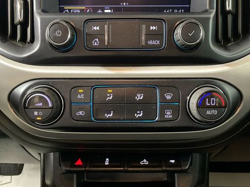 Used 2020 GMC Canyon SLE w/ SLE Convenience Package AWD/4WD image 18