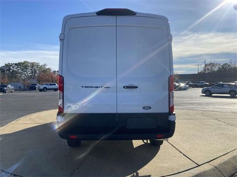 New 2026 Ford Transit 250 148 Medium Roof w/ Load Area Protection Package image 3