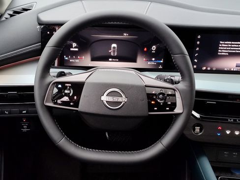 New 2026 Nissan Murano Platinum image 8