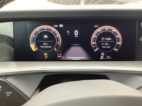 New 2026 Volkswagen Tiguan SE FWD image 19