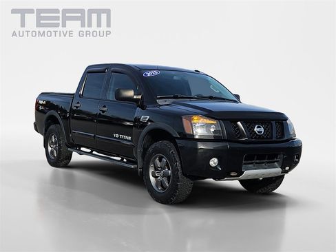Used 2015 Nissan Titan PRO-4X image 1