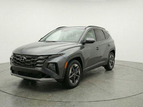 Used 2025 Hyundai Tucson SEL AWD/4WD image 3