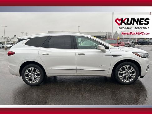Used 2020 Buick Enclave Avenir w/ Avenir Technology Package image 4