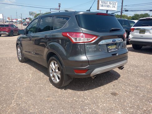 Used 2015 Ford Escape Titanium w/ Equipment Group 301A FWD image 5