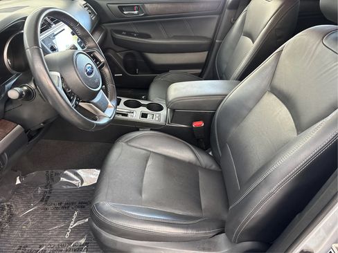 Used 2019 Subaru Outback 2.5i Limited AWD/4WD image 13