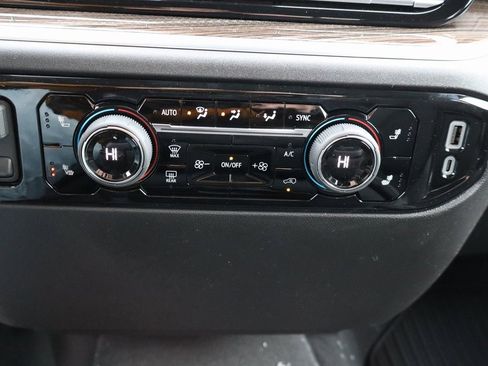 New 2026 Chevrolet Silverado 1500 LT w/ All Star Edition Plus image 11