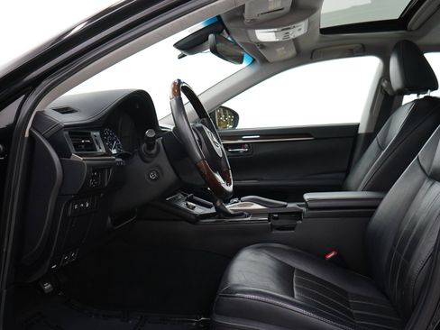 Used 2017 Lexus ES 350 w/ Luxury Package FWD image 22