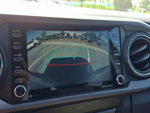 Used 2020 Toyota Tacoma TRD Sport w/ Technology Package AWD/4WD image 22