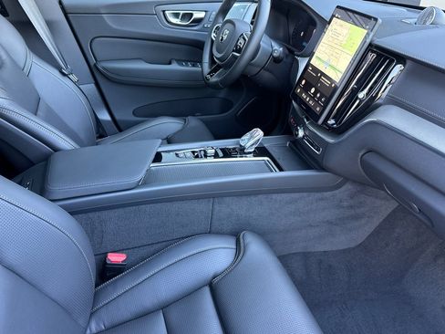 New 2026 Volvo XC60 T8 Ultra w/ Climate Package AWD/4WD image 16