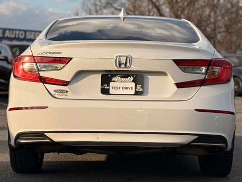 Used 2018 Honda Accord LX image 4