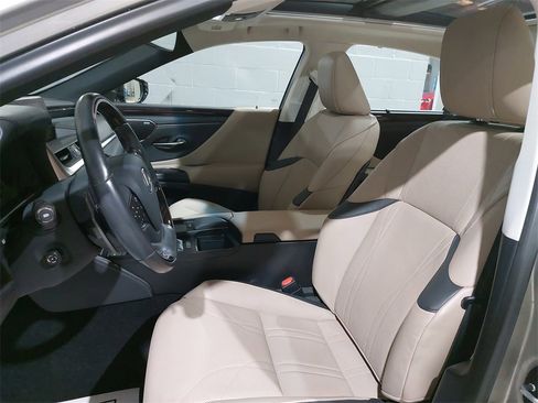 Used 2020 Lexus ES 350 Ultra Luxury image 15